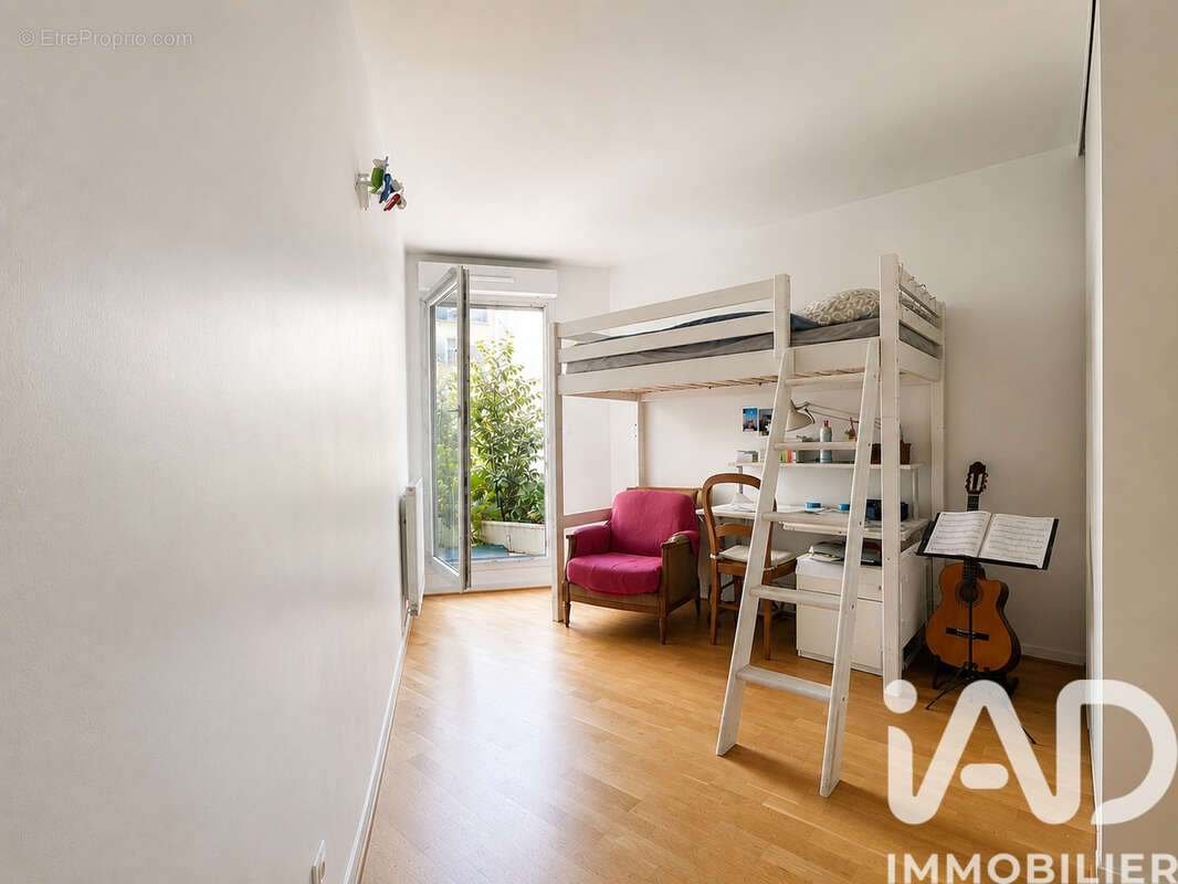 Photo 7 - Appartement à ASNIERES-SUR-SEINE