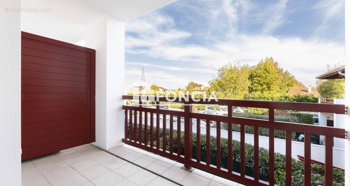 Appartement à USTARITZ