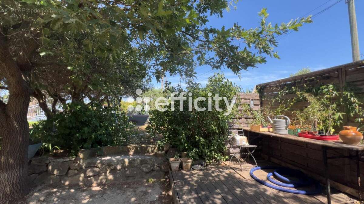 Maison 96 m² à Martigues  - photo 13