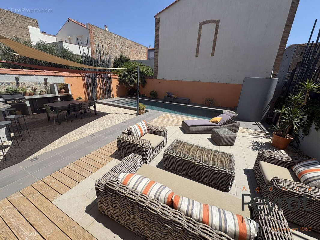 Maison 215 m² à Torreilles  - photo 4