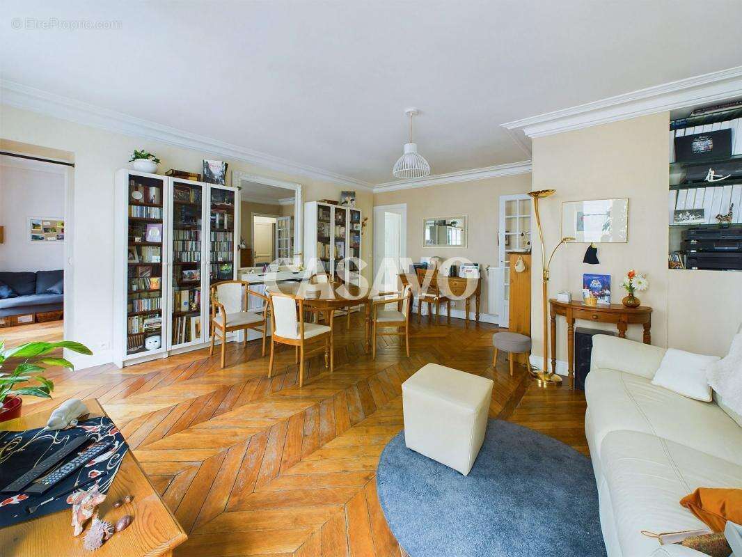 Appartement à PARIS-4E