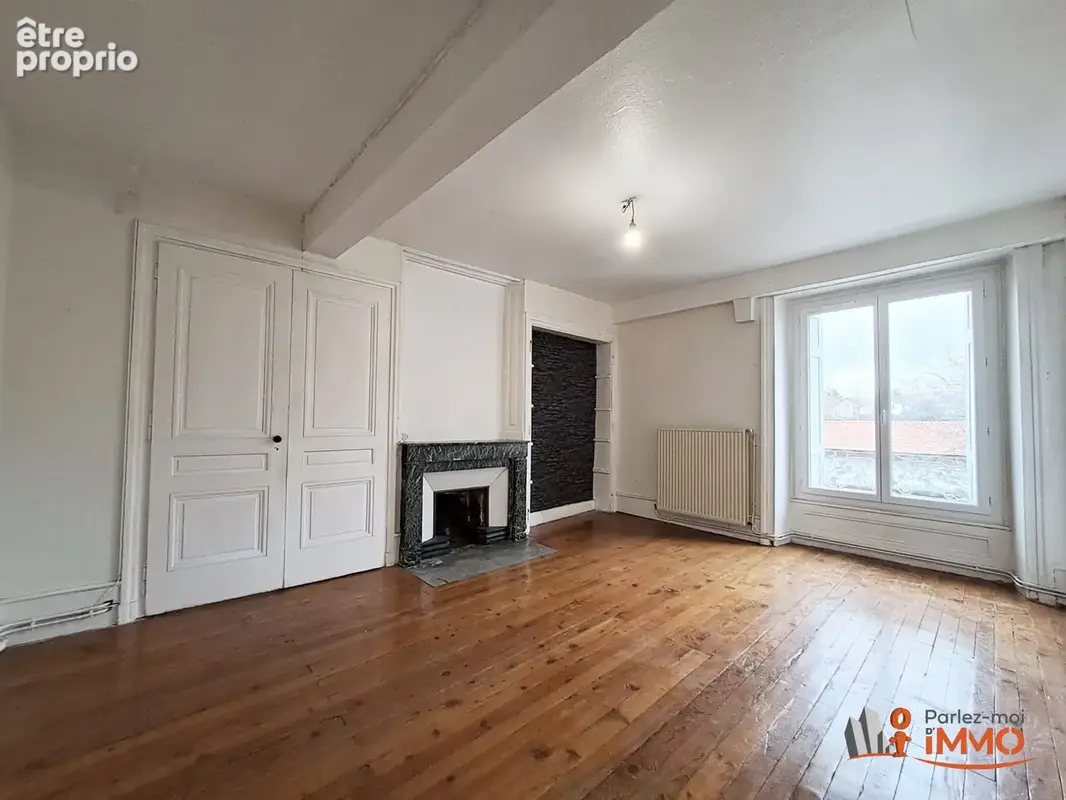 Appartement 137 m² à Roche-La-Moliere  - photo 6