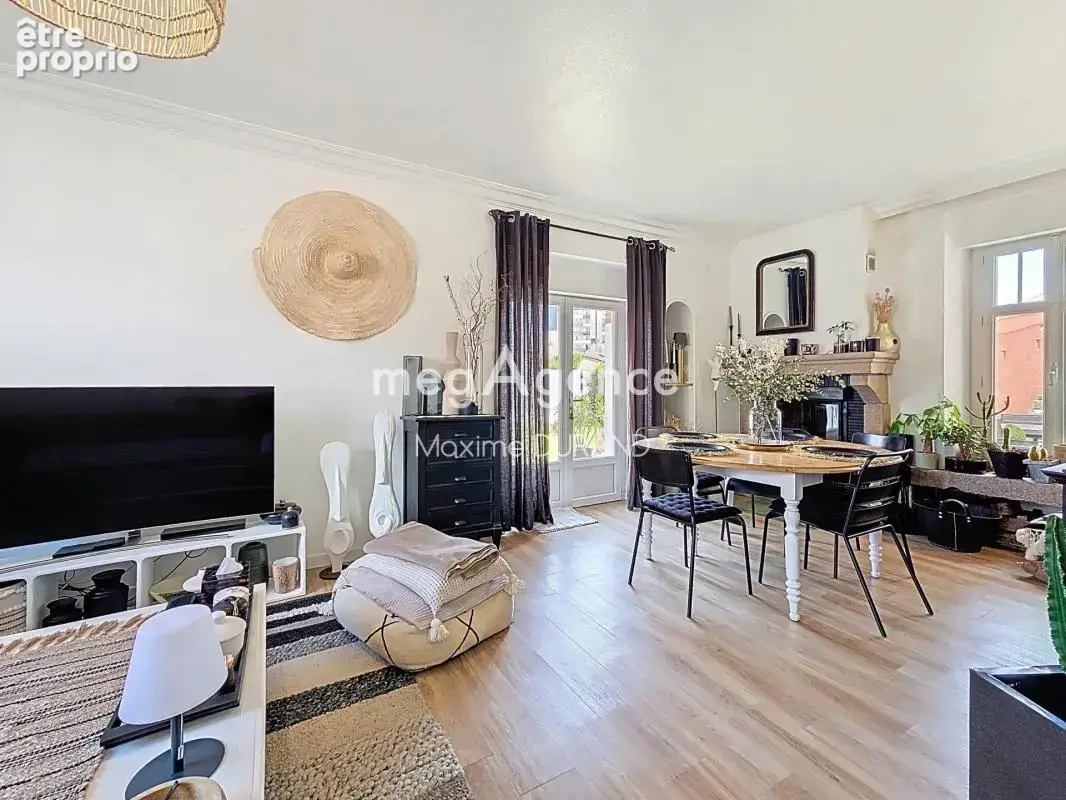 Maison de caractère avec locatif- Centre CHOLET - photo 2