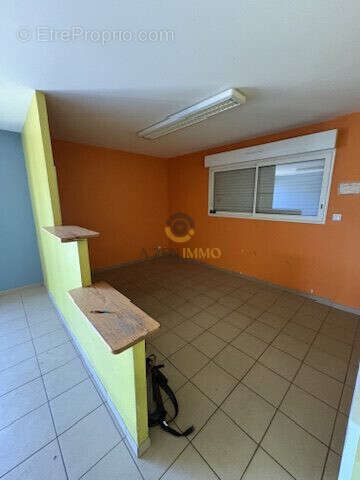 Commerce 363 m² à Moncoutant  - photo 3