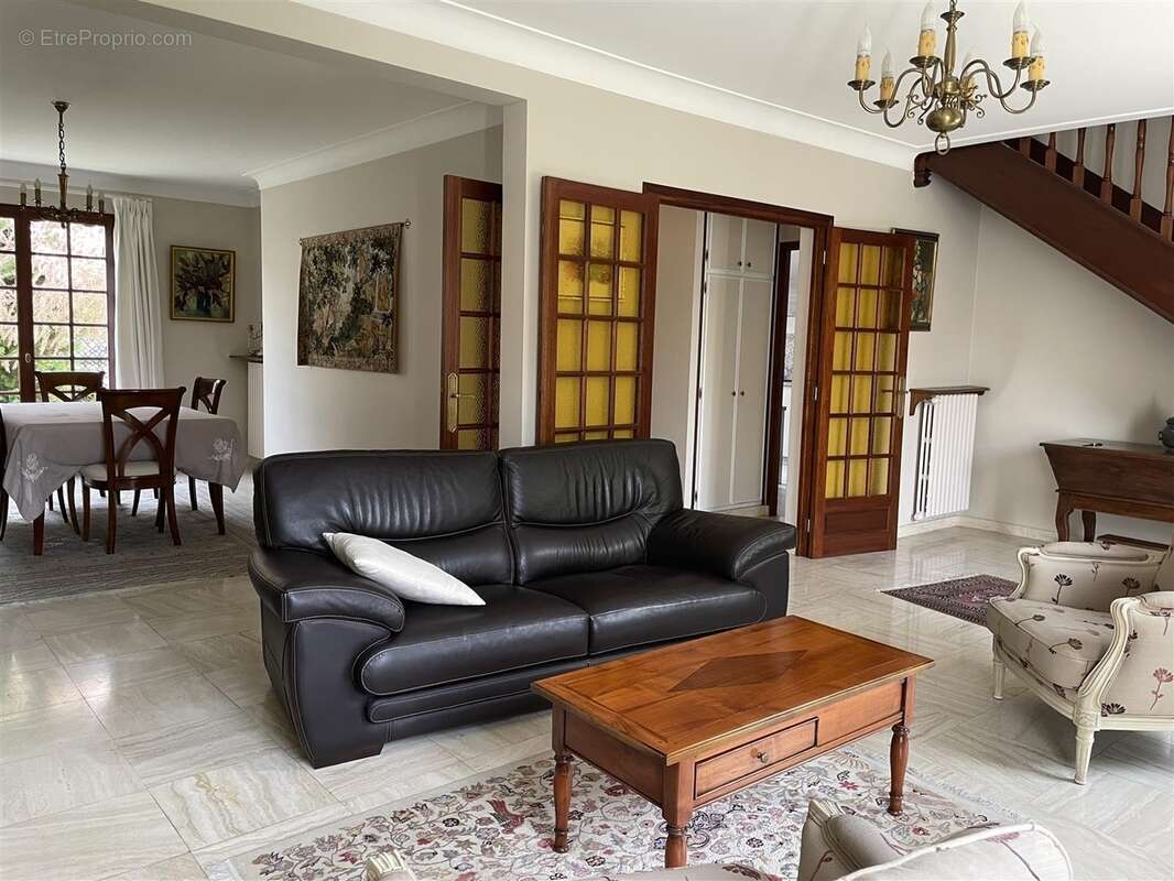 Maison à PONTAULT-COMBAULT