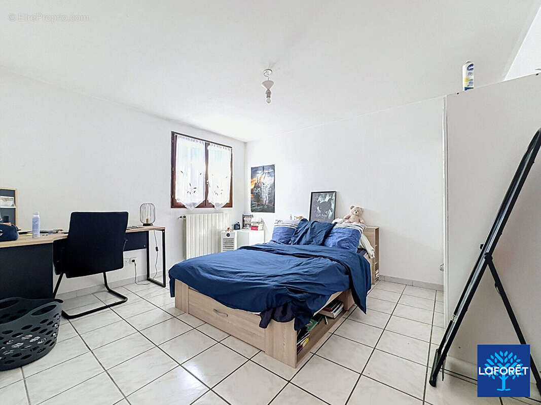 Appartement Neuilly Sur Marne 5 pièce(s) 113.06 m2 - photo 6