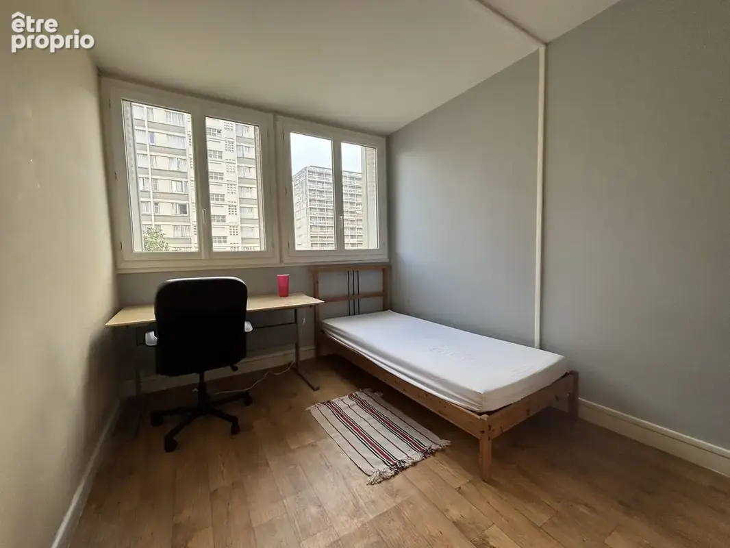 Appartement 5 pièces 80 m² à vendre à Grenoble (38000) - photo 2