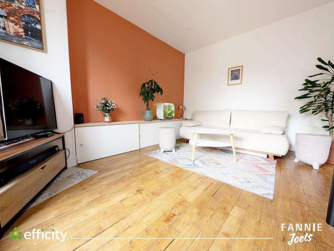 Appartement à GENNEVILLIERS