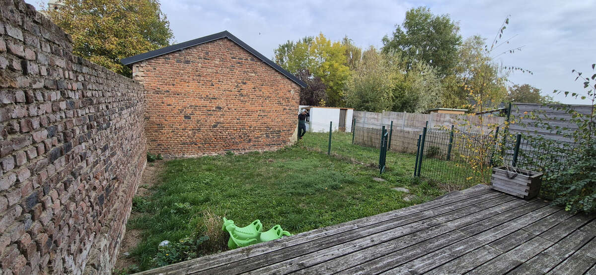 Maison à FONTAINE-LES-CROISILLES