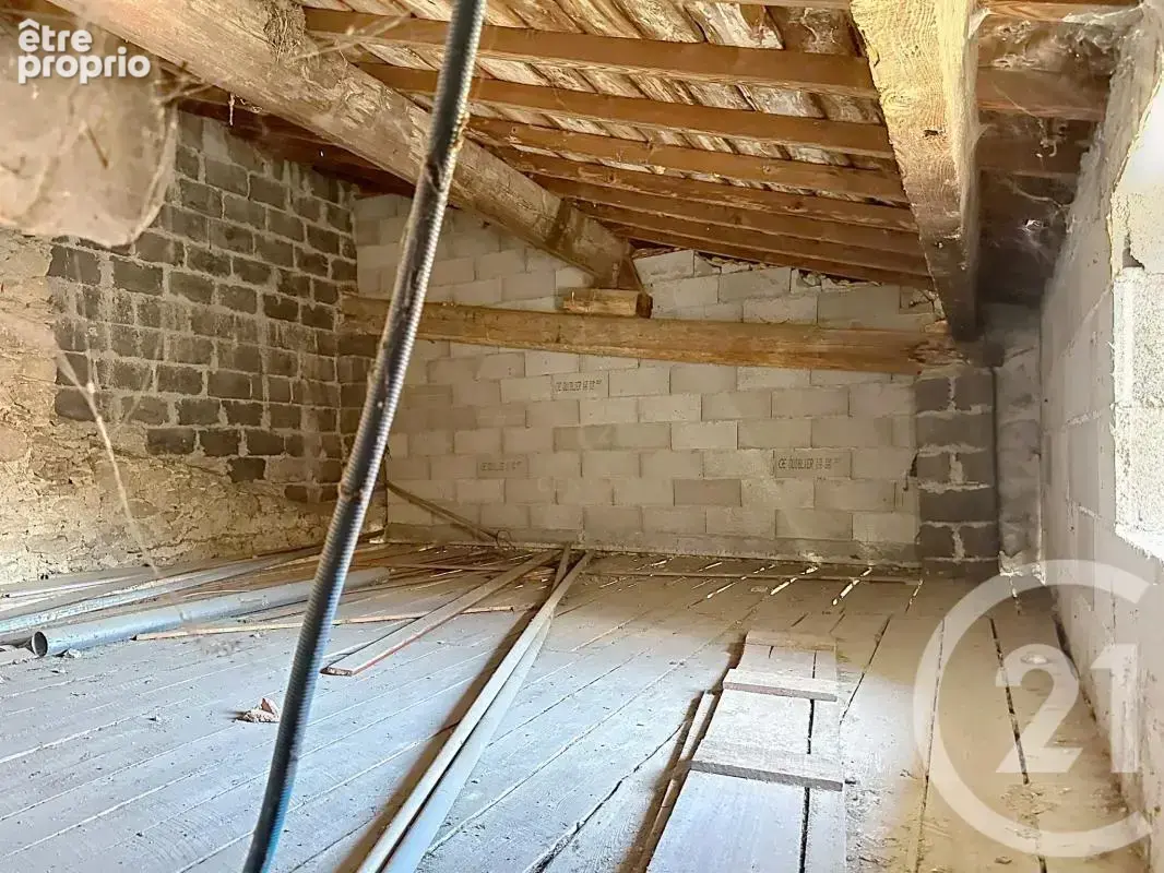 Maison 147 m² à Chassagny  - photo 9
