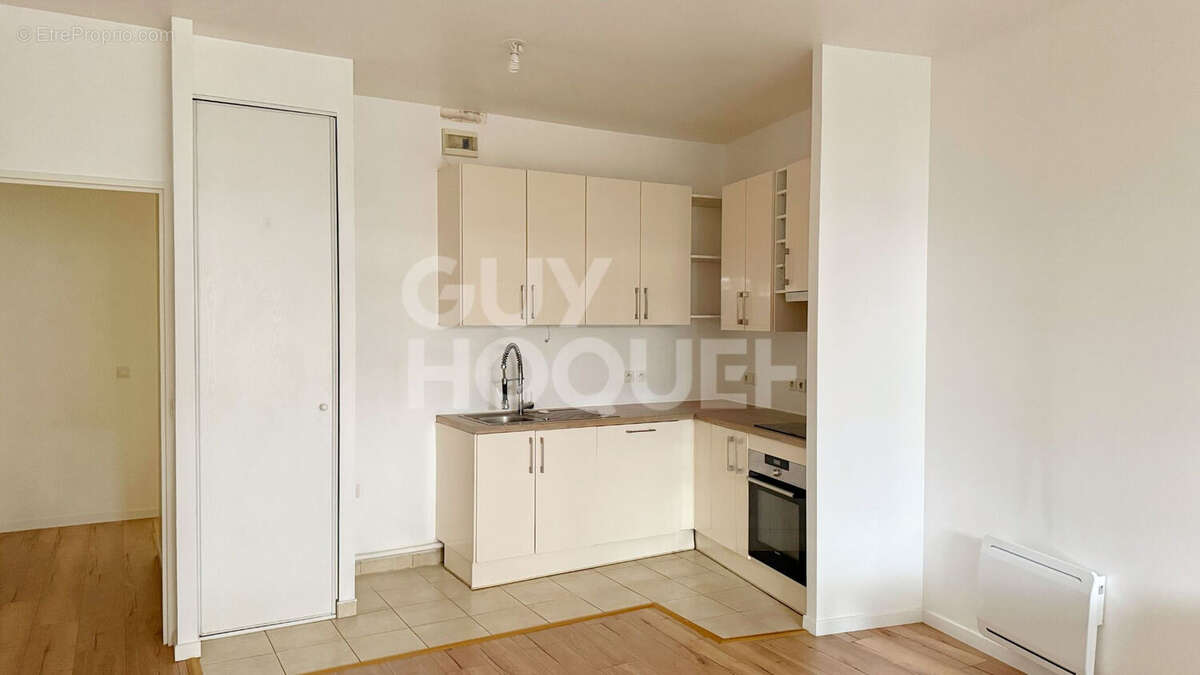Appartement à NANTERRE