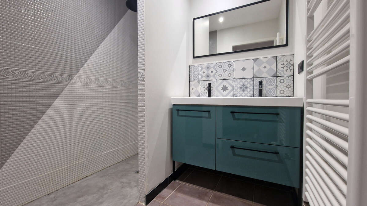 Maison à CELLE-LEVESCAULT