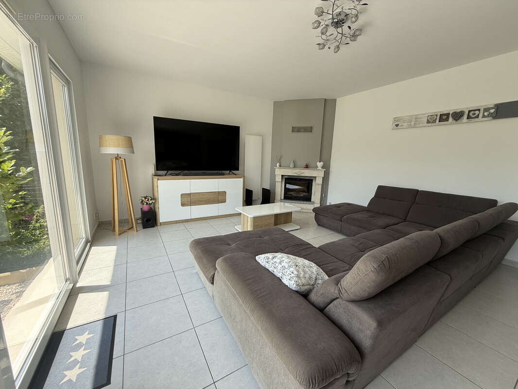 Sains-en-amienois maison 143 m2 en parfait etat-garage-jardin - photo 9