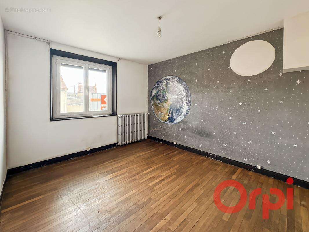 Maison à SAINT-AMAND-MONTROND