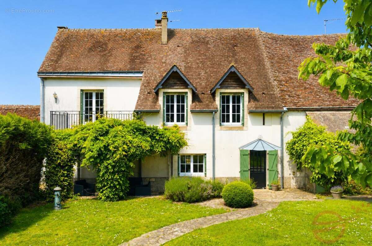 Maison de village grand jardin et garage - photo 13
