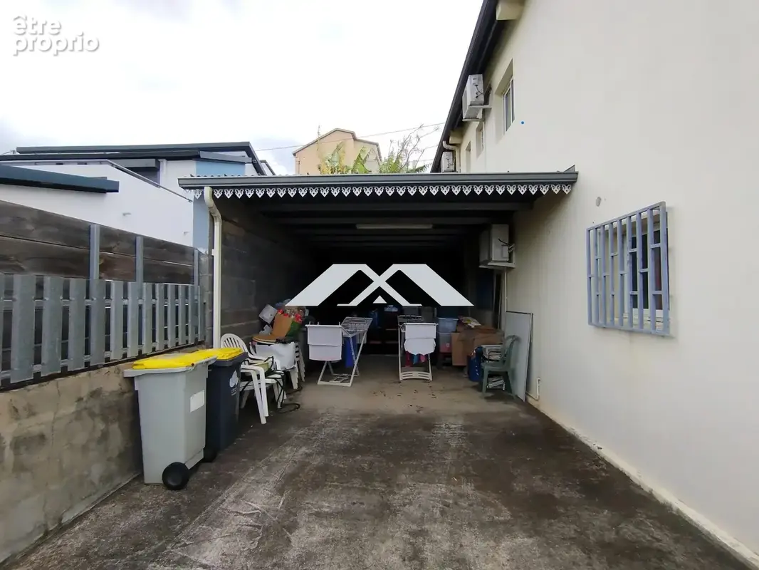 Maison 8 pièces 237 m² à vendre à Saint-Denis (97490) - photo 6
