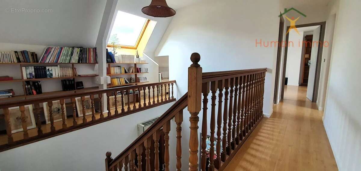 Maison à VERRIERES-LE-BUISSON