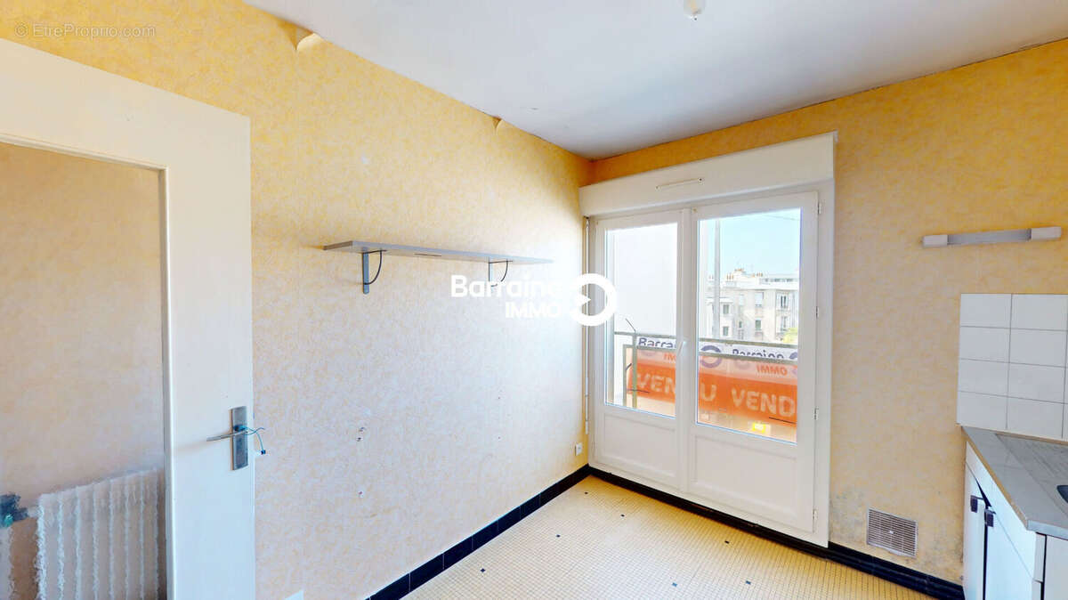 A vendre exclusivite brest saint michel appartement t1 bis 35m² - photo 4