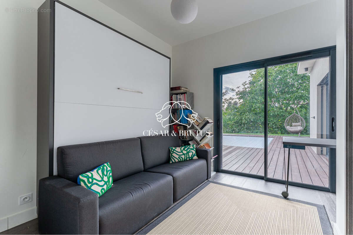 Maison 172 m² à Saint-Didier-Au-Mont-D'or  - photo 9