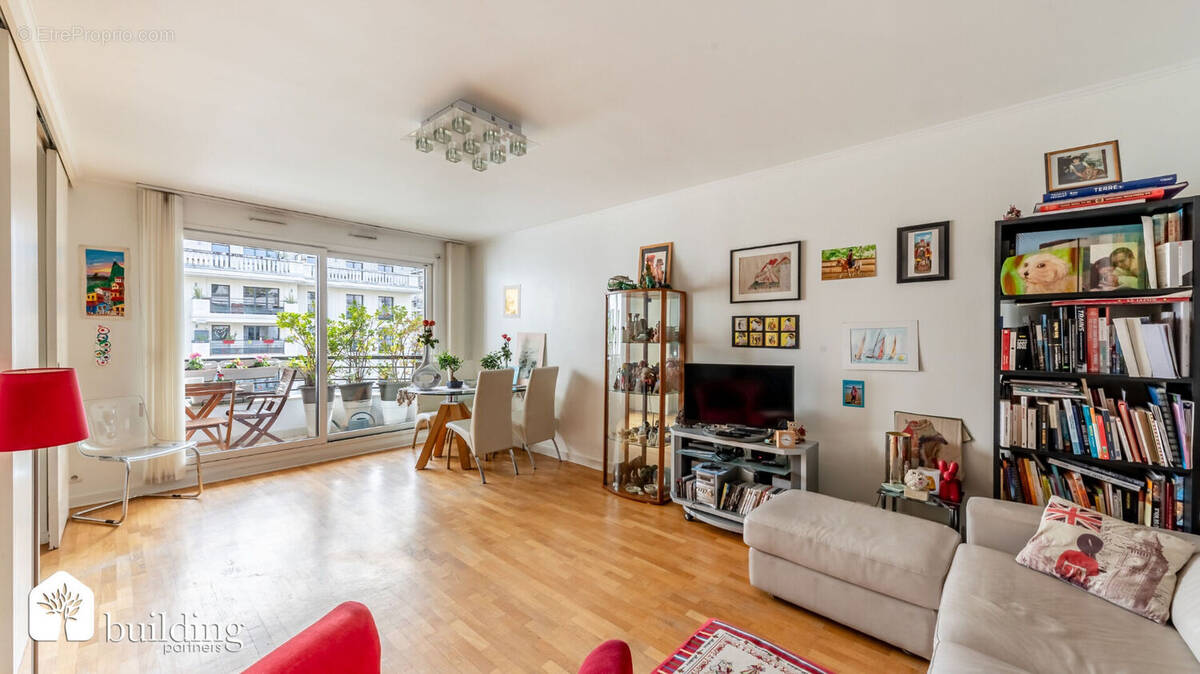 Appartement à LEVALLOIS-PERRET