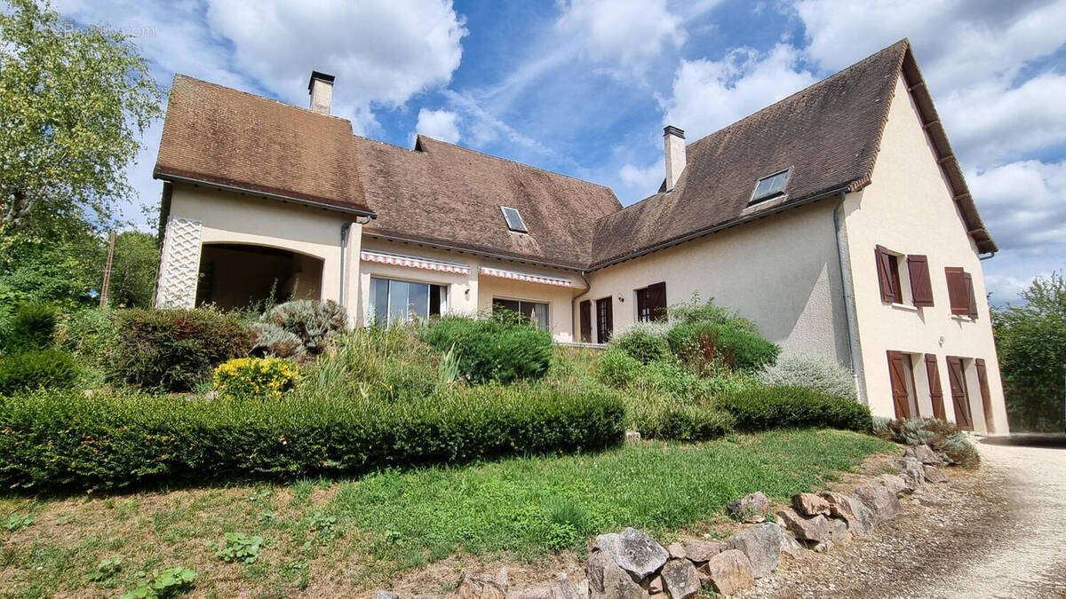 Villa proche centre ville - photo 2