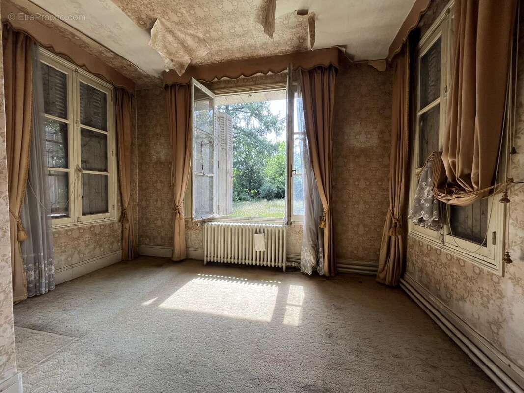 Maison 190 m² à Connerre  - photo 9