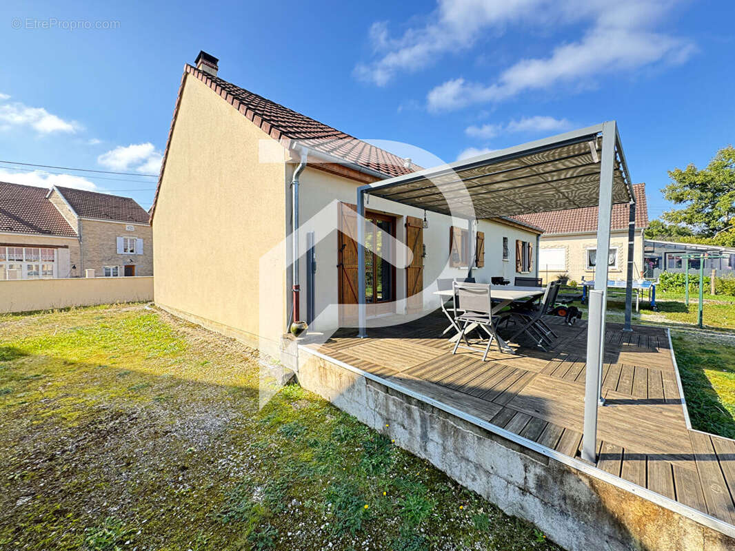 Maison à CHOILLEY-DARDENAY