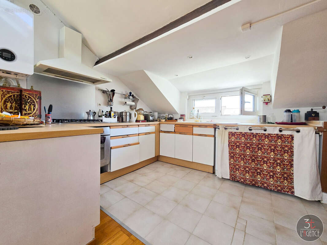 Appartement à FONTENAY-SOUS-BOIS