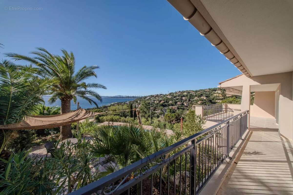 Appartement à LES ISSAMBRES