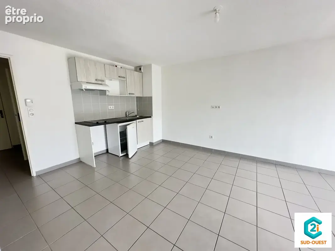 Appartement 2 pièces 45 m² à vendre à Cornebarrieu (31700) - photo 3