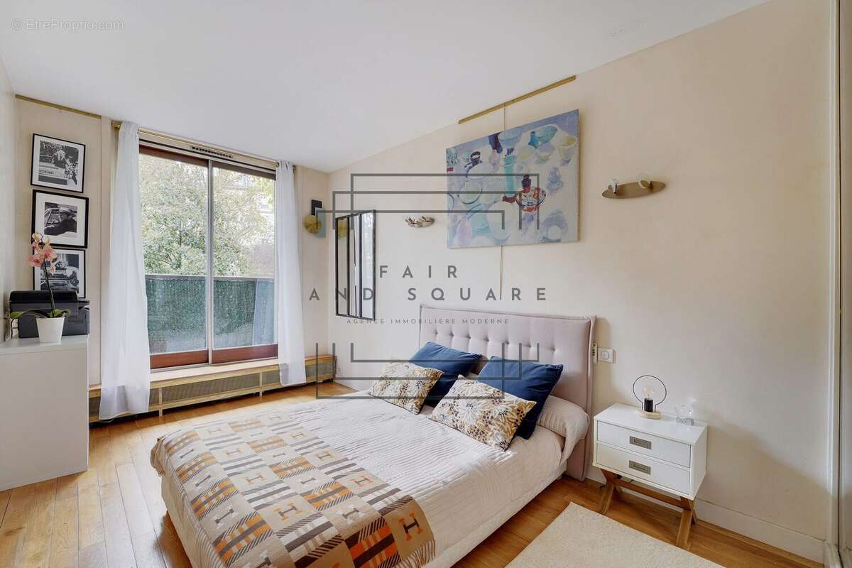 Appartement à NEUILLY-SUR-SEINE