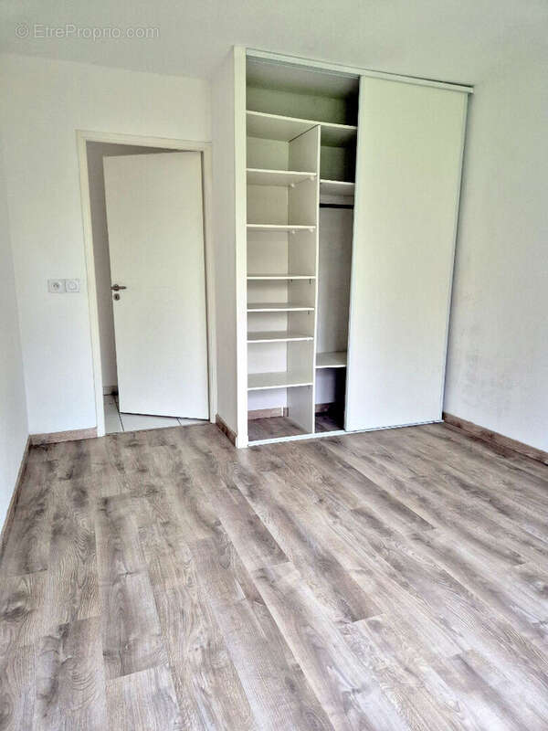 Appartement à ELANCOURT