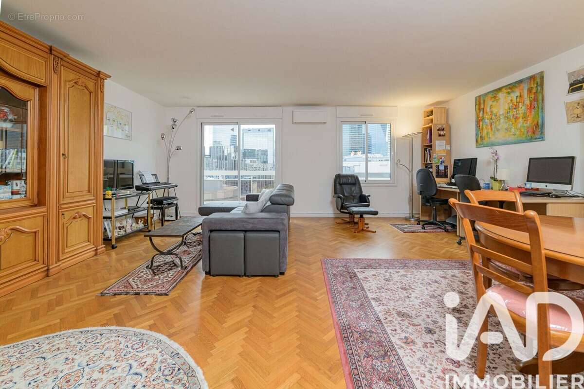 Photo 6 - Appartement à COURBEVOIE
