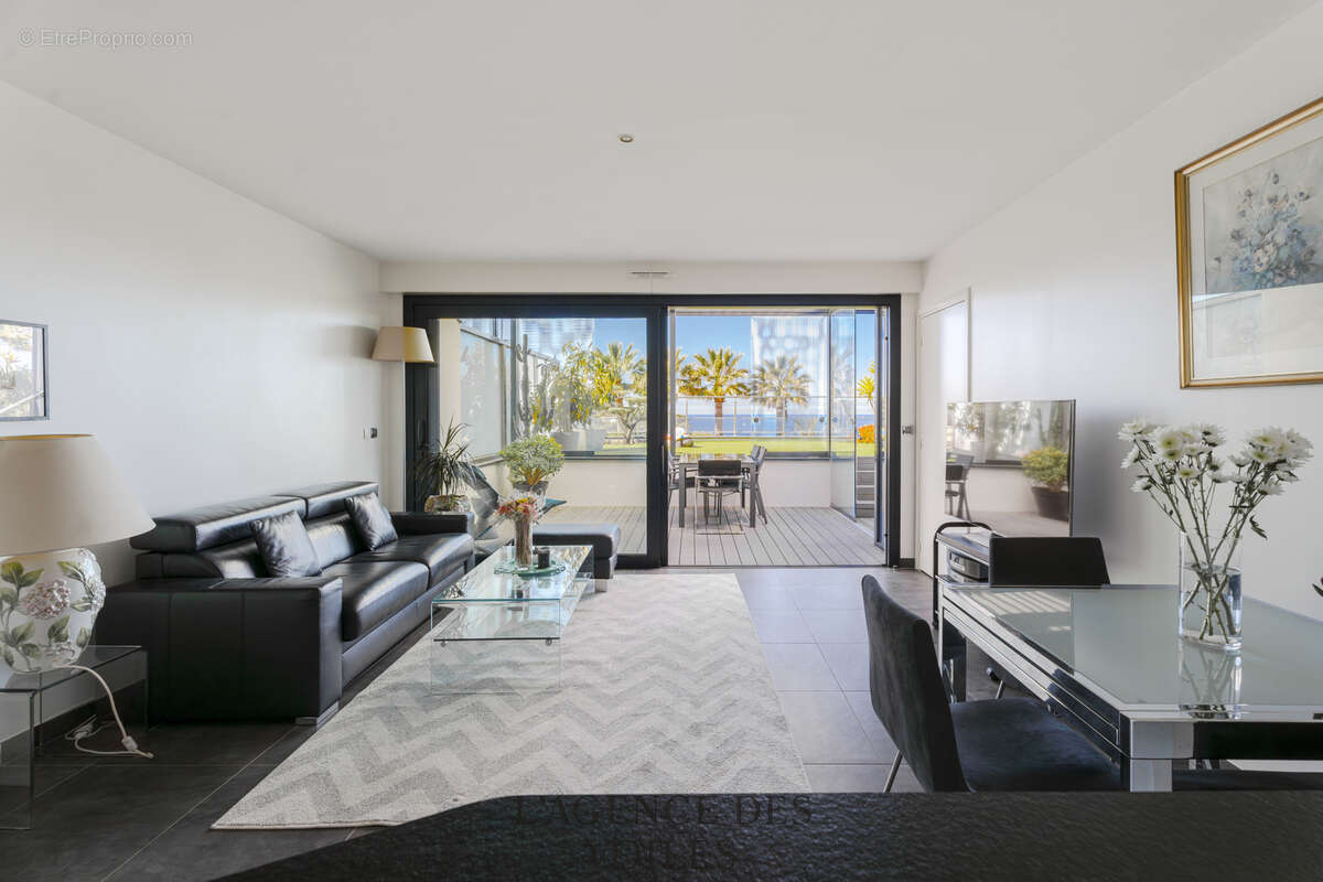 Appartement à SANARY-SUR-MER