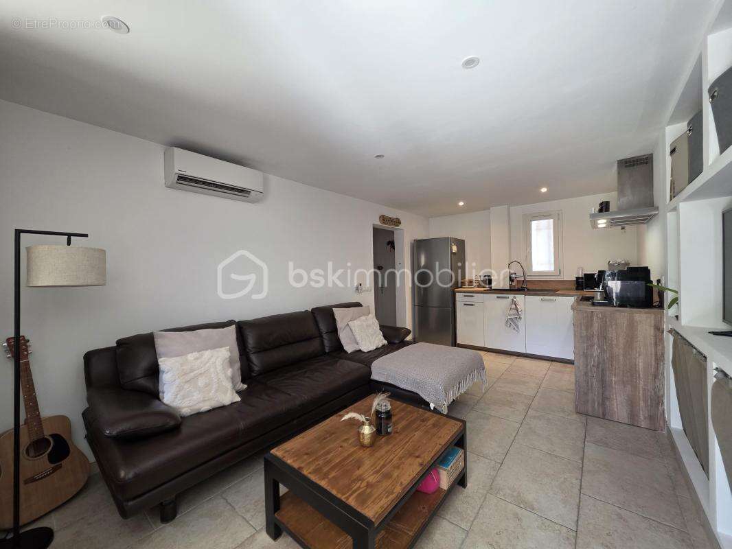 Appartement à PARADOU