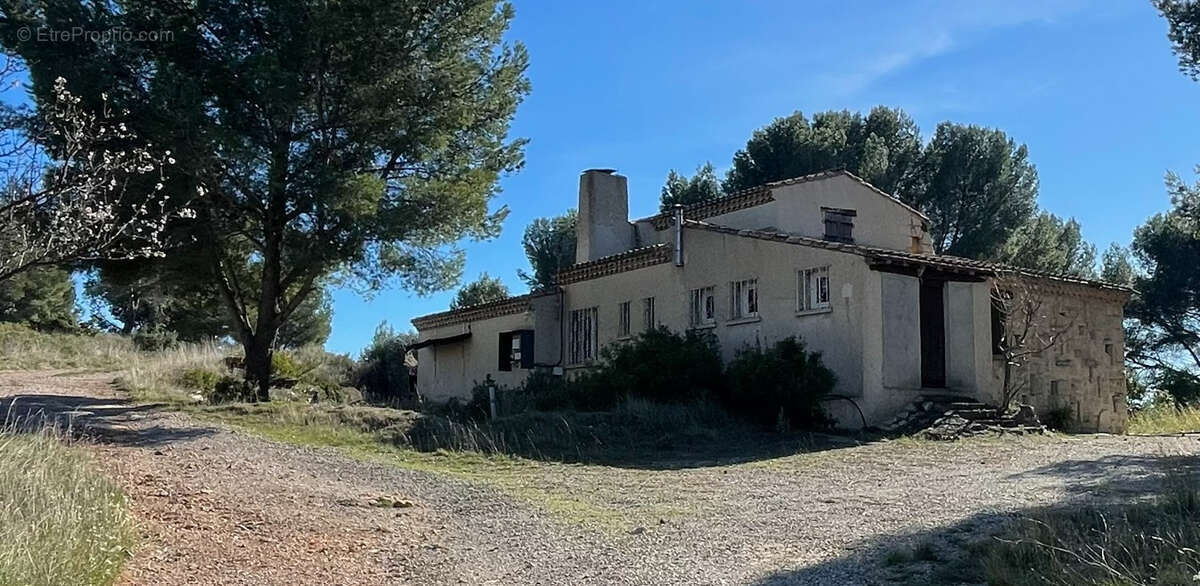 Maison à VILLEVEYRAC