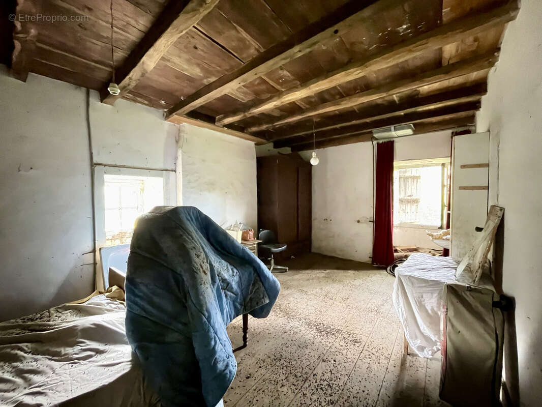 Maison à SAINT-CHRISTOPHE