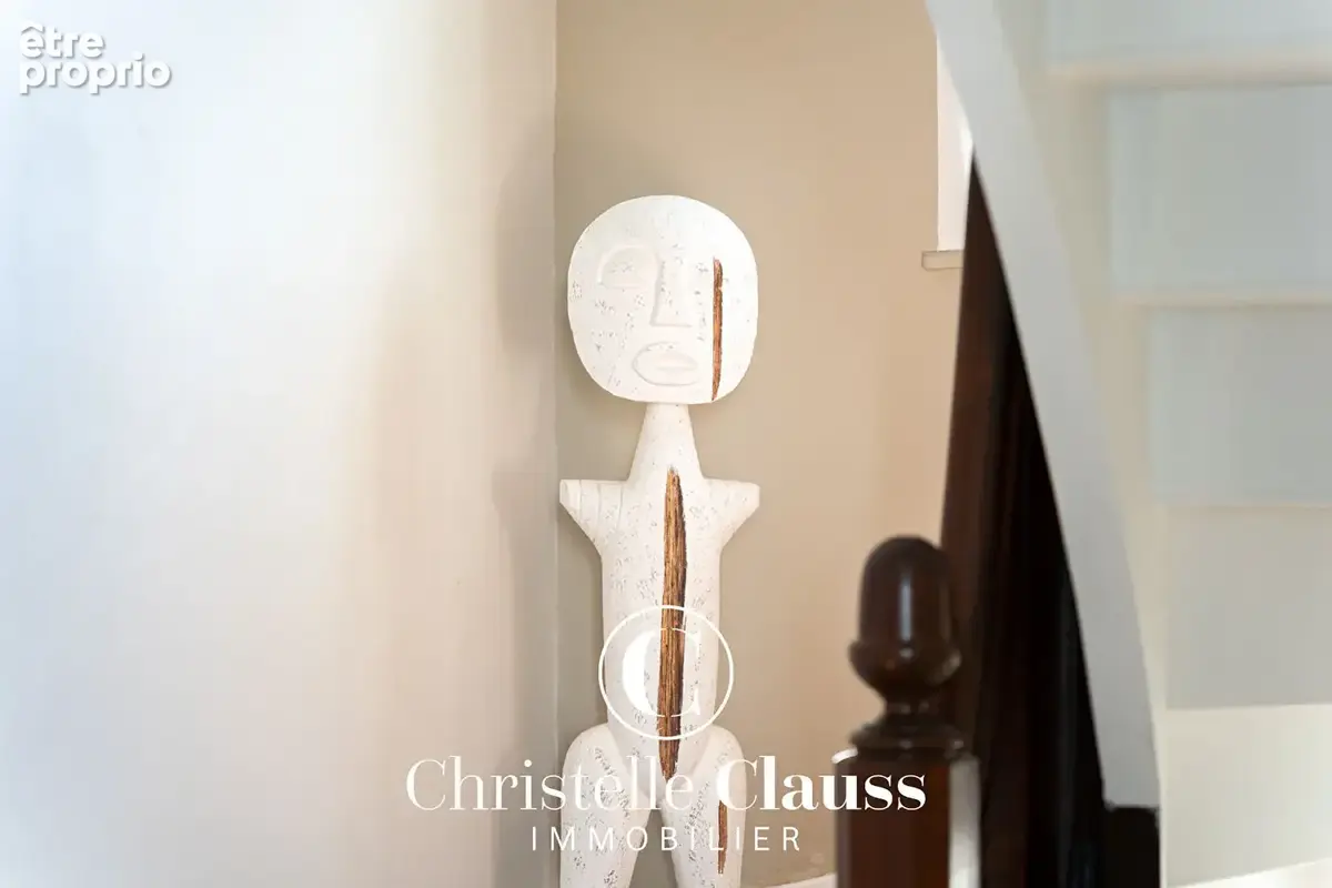 Maison de Maître 205 m² - photo 15