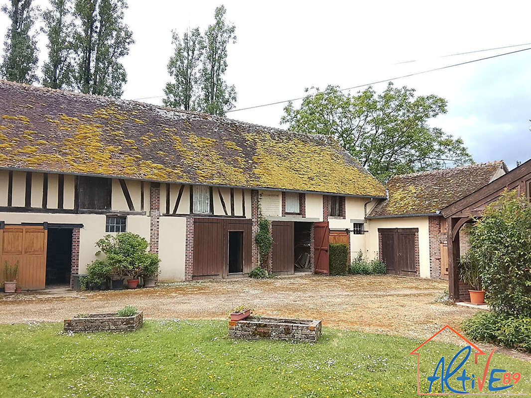 Maison à CHARNY
