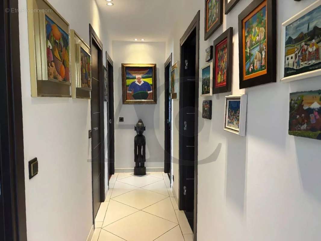 Maison à VILLENEUVE-LOUBET