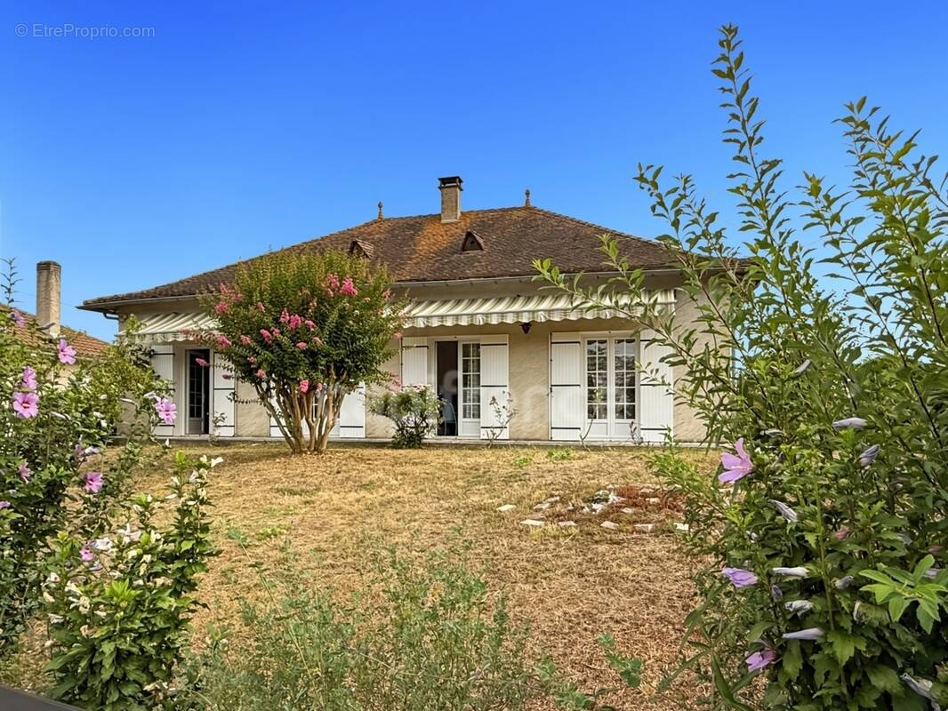 Maison à VILLEFRANCHE-DE-LONCHAT