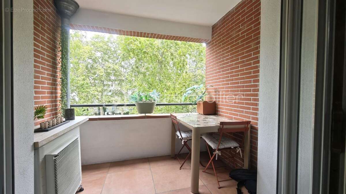 T3 de 63 m² entièrement refait à neuf  / Vue Canal du Midi (Bd de la Marquette) - photo 4