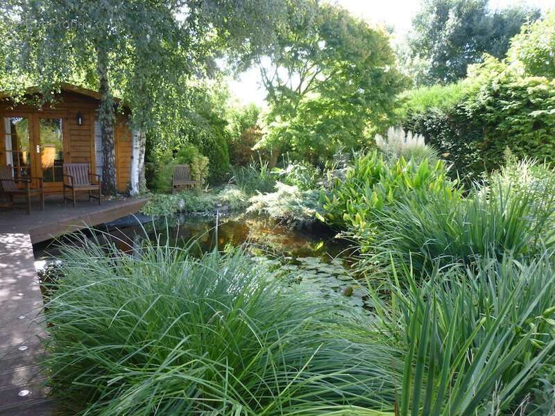 Maison à MAGNY-LES-HAMEAUX