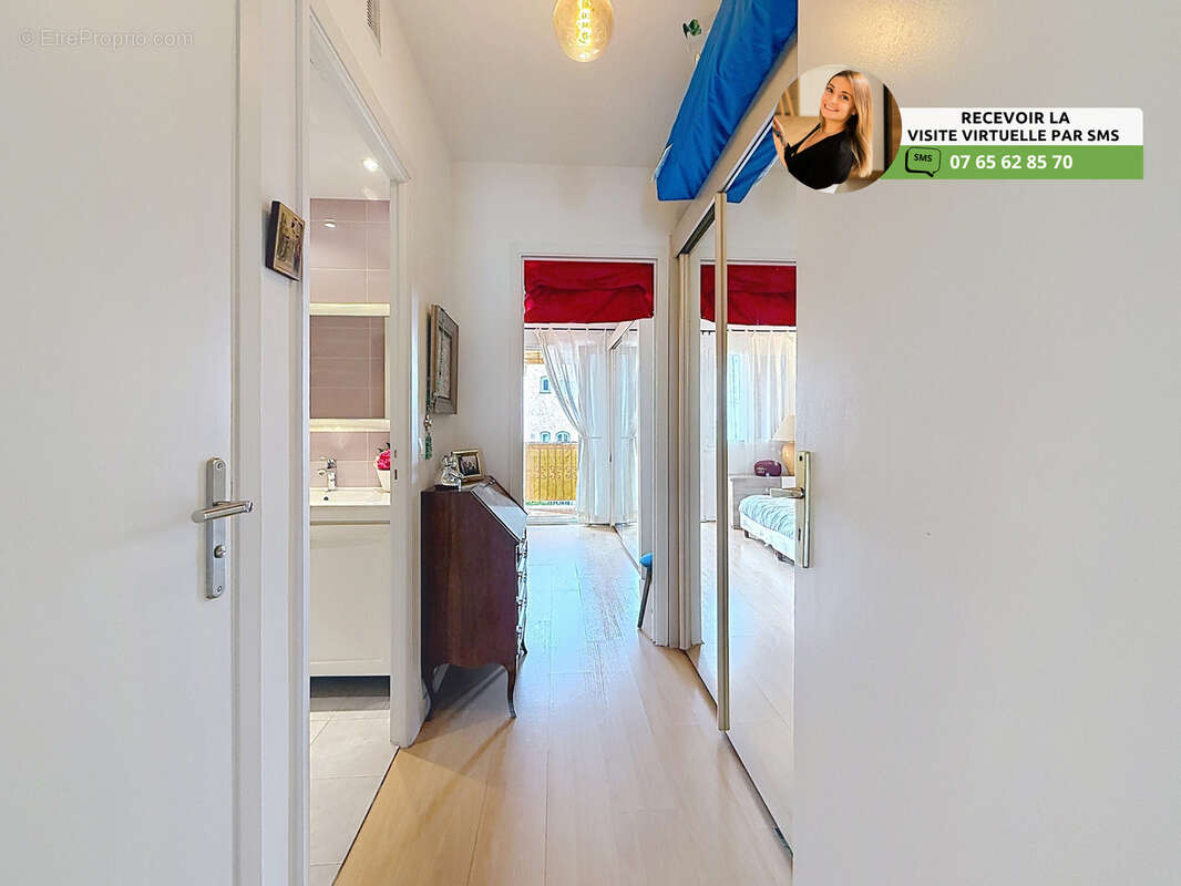 Appartement à VILLENEUVE-LOUBET