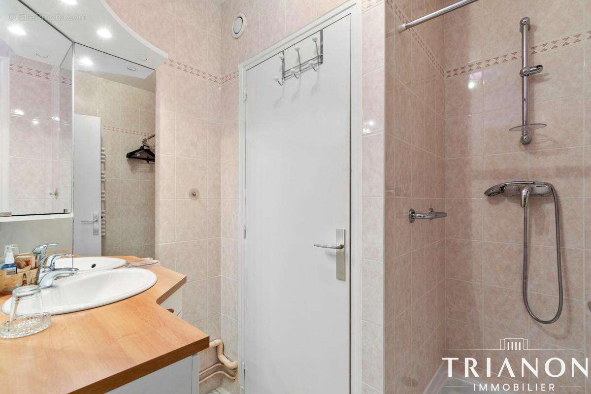 Grand appartement avec exterieur et ascenseur - photo 11