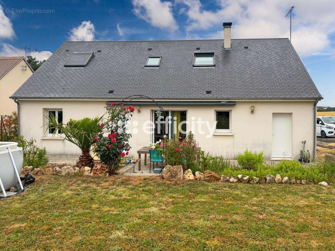 Maison à PERRUSSON