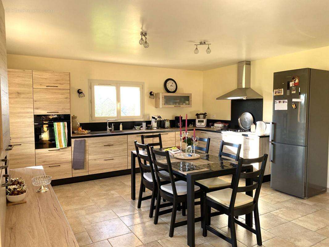 Maison à PONT-L&#039;EVEQUE