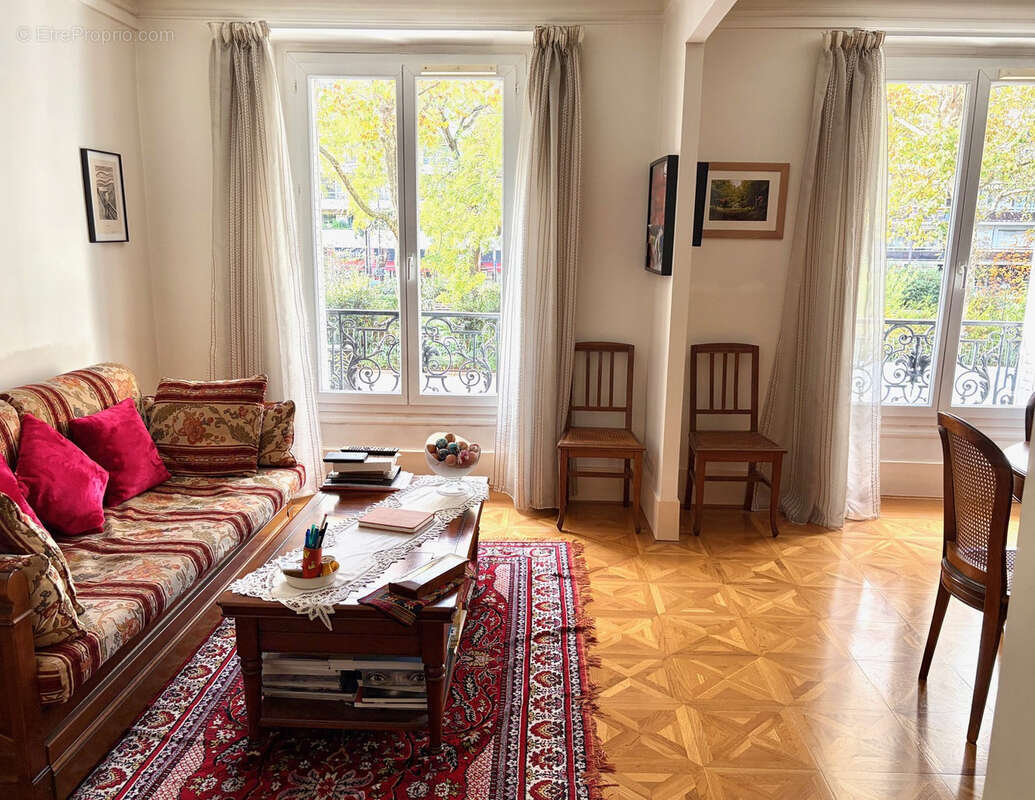 Appartement à PARIS-11E