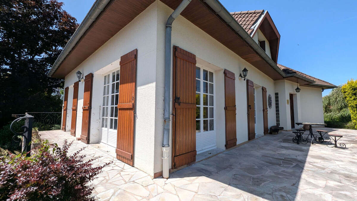 Maison à CUISEAUX