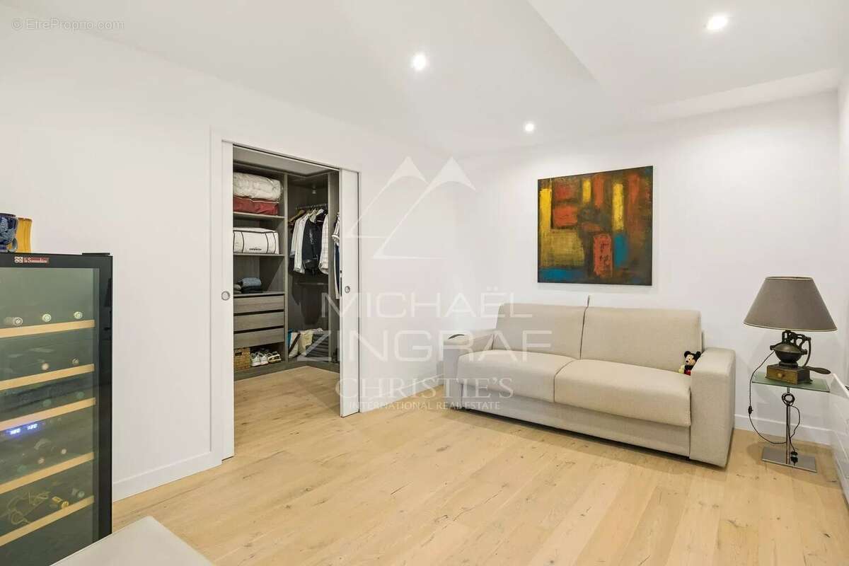 Appartement à MANDELIEU-LA-NAPOULE